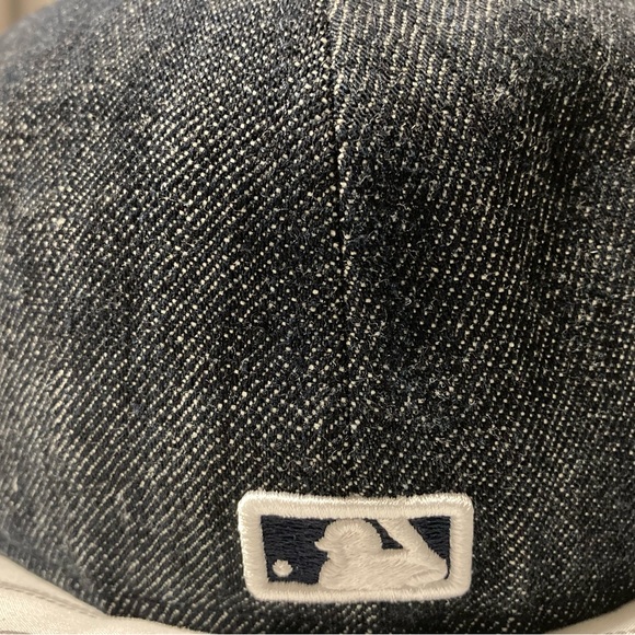 Boston Red Sox Denim New Era Fitted Hat-Size 7 3/8 Used - Picture 4 of 6